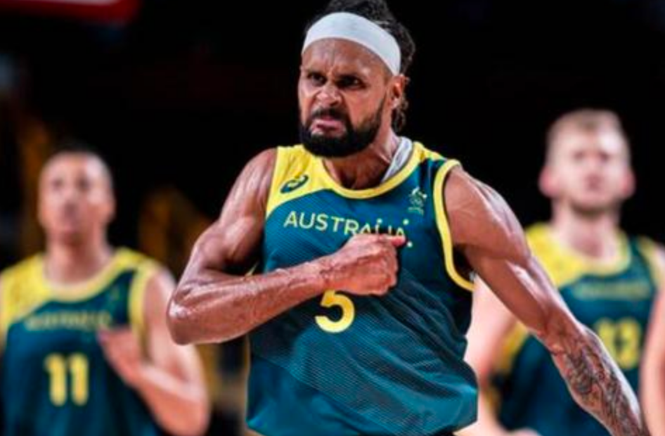 开云-夺冠引爆全场！，德罗巴意外战胜澳大利亚队赛场气氛高涨-开云